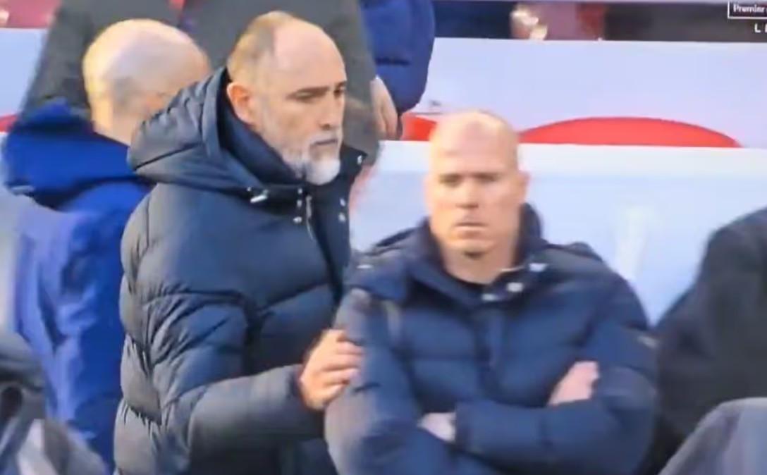 英超直播-不是这个光头，图多尔把热刺工作人员阿兰-迪克松认成了斯洛特